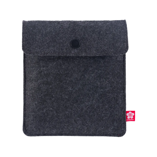 ASTUCCIO IN TESSUTO CON 10 PENNE NERE DIVERSI SPESSORI PIGMA MICRON BLACK EDITION SAKURA