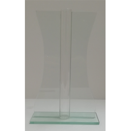 VASO IN VETRO BASE RETTANGOLARE CM 25 X 15